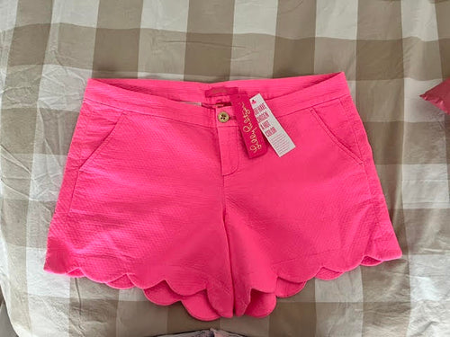 Lilly Pulitzer Buttercup Stretch Shorts - Size 14